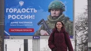Die Streitkräfte werden in Russland als „echte Helden“ gefeiert.