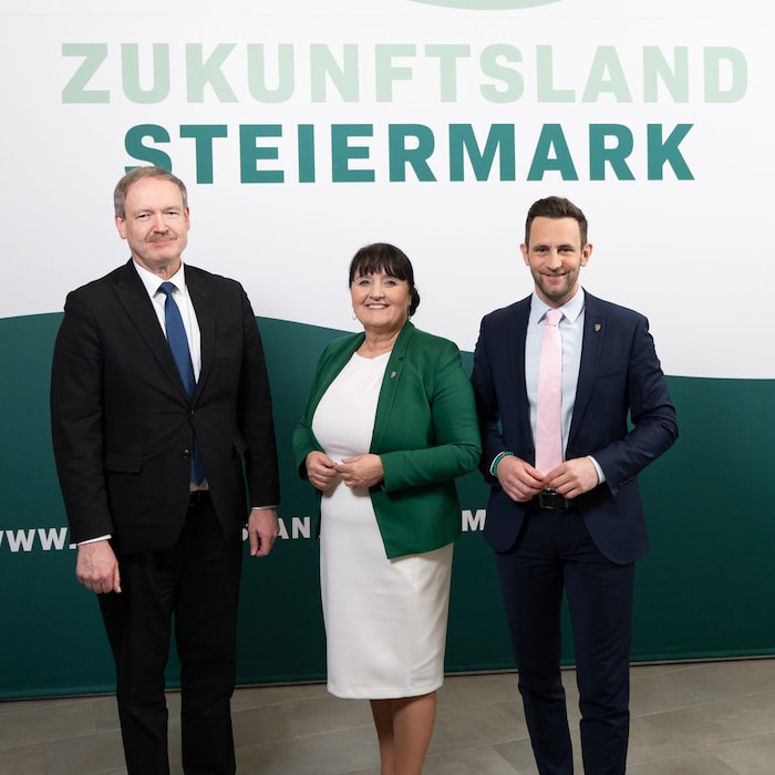 Steirische ÖVP lud zum Wirtschaftsforum (v. l.): Ökonom Christian Helmenstein mit ...