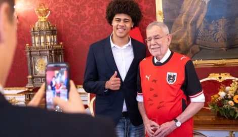 Ifeanyi Ndukwe bei Bundespräsident Alexander Van der Bellen