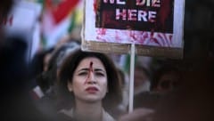 Die Proteste gegen das iranische Regime reißen weltweit nicht ab – vor Ort wird die Lage wieder ...