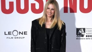 Michelle Hunziker sorgte bei einer Filmpremiere in Mailand für einen modischen Hingucker.