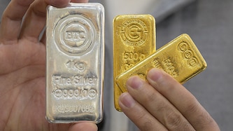 Zuletzt waren die Preise für Gold und Silber kurzzeitig eingebrochen, nun sind die Edelmetalle ...