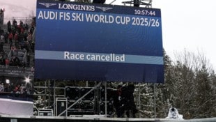 Die Abfahrt in Crans-Montana wurde nach einer Sturzorgie abgebrochen.