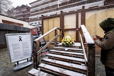 In der Bar Le Constellation kamen  in der Silvesternacht Dutzende, großteils junge Menschen ums ...