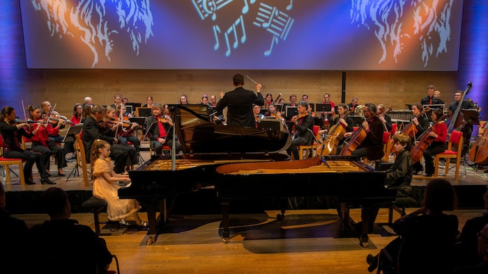 Pianisten: Ines Röbl und Moritz Schmuckermair