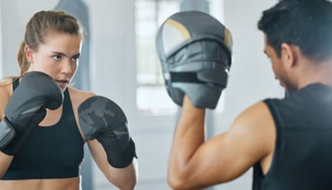 Sport mit dem Partner kann sich unterschiedlich auf die Beziehung auswirken.