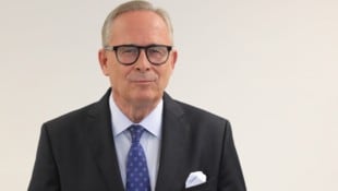 Martin A. Jöchl Der frühere Wiener ÖVP-Landesparteiobmann Karl Mahrer musste jetzt auf der Anklagebank Platz ...