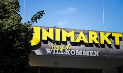 Der Lebensmittelhändler gibt sein Filialgeschäft komplett auf.