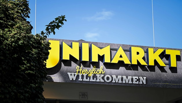 Der Lebensmittelhändler gibt sein Filialgeschäft komplett auf.