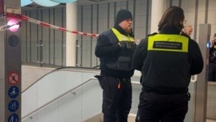 Am Donnerstagabend hat sich ein schrecklicher Zwischenfall bei einer U-Bahn-Station in Hamburg ...