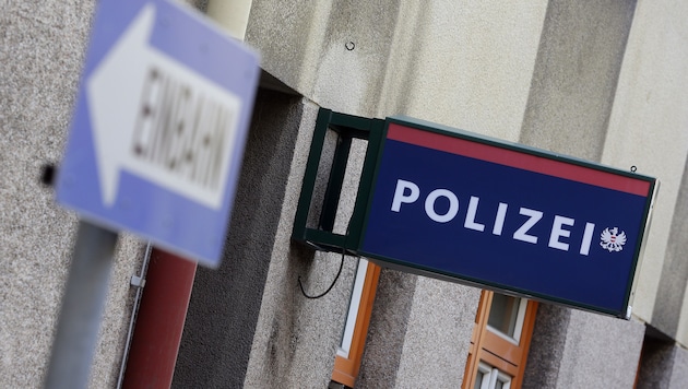 Die Polizei sucht nun die Frau. (Symbolbild)