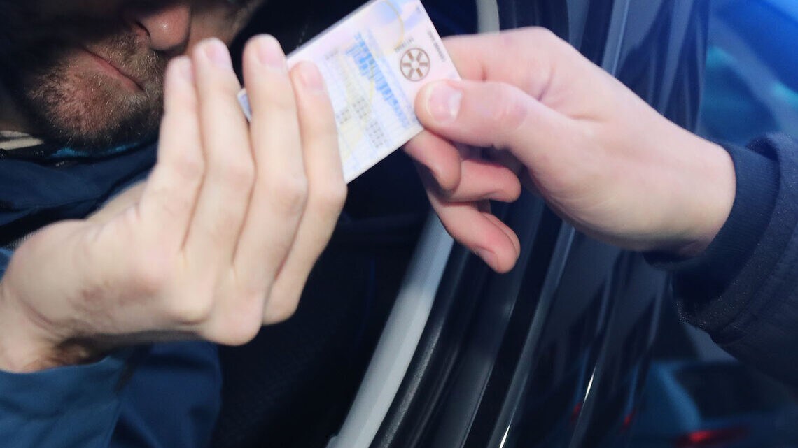 Cannabis und Medizin - Polizei stoppte 54-jährigen Drogenlenker