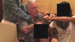 Der Sexualstraftäter Jeffrey Epstein soll regelmäßig Männer beauftragt haben, ihm Mädchen und ...