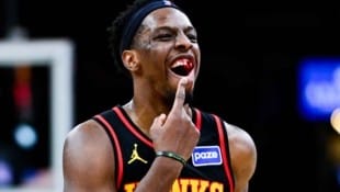 Onyeka Okongwu zeigt seine blutige Zahnlücke.