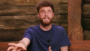 Überraschungsrauswurf aus dem Dschungelcamp: Umut muss packen!