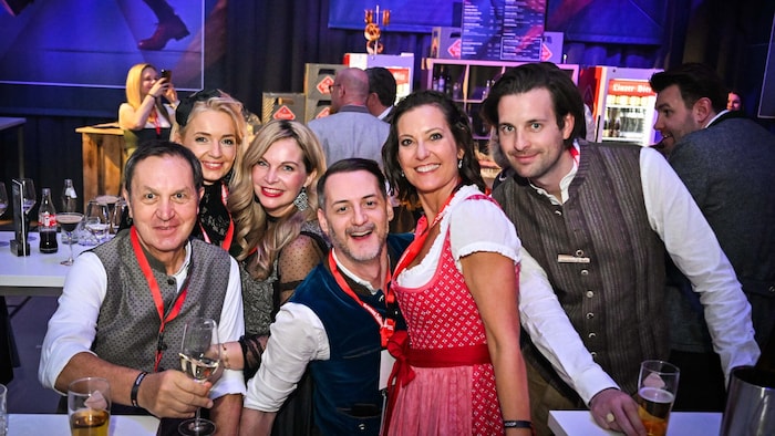 Die Gäste kamen beim „Krone“-Wilderer Gschnas voll auf ihre Kosten und amüsierten sich im Design ...