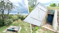 Dieser Bunker des Bundesheers in idyllischer Grünlage steht zum Verkauf.