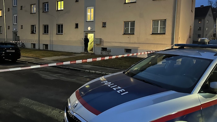 In einer Wohnung dieser Siedlung kam es zu der schrecklichen Bluttat.