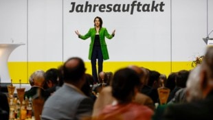 Landeshauptfrau Karoline Edtstadler versuchte am Samstag die Partei hinter sich zu einen.