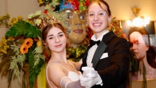 Nadine Kogler und Fabienne Knolly bilden heuer ein doppelt weibliches Polonaise-Paar.