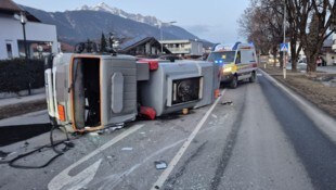 Der Tankwagen verlor mehrere Liter Heizöl.