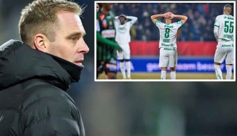 Der neue Trainer Hoff Thorup (links) war fassungslos, Rapid lieferte eine desaströse Leistung ...