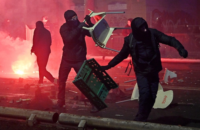 Wild scenes in Turin