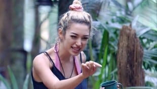 Ariel wollte ihren Schlafplatz verlegen, Gil weigerte sich umzubauen – und Ariel reagierte, wie ...