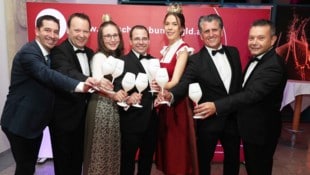 Christian Zechmeister (Wein Burgenland), WB-Direktor Ulf Schneller, Weinprinzessin Lena, ...