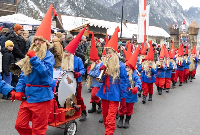 Die Hexenmusik kündigt den nächsten Höhepunkt an ...