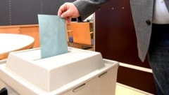 Wie lange soll der Grundwehrdienst in Österreich dauern? Das will Bundeskanzler Stocker im ...