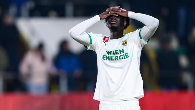 Serge-Philippe Raux-Yao steht die Verzweiflung ins Gesicht geschrieben