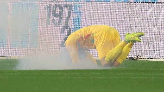 Torwart Emil Audero wurde mit einem Böller attackiert.