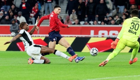 Jeremy Jacquet (li.) wechselt im Sommer nach Liverpool.