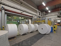 Lenzing stellt Fasern für Textilien aller Art her.