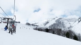 Ein idyllischer Schneetag im Skigebiet Tsugaike in Nagano endete für eine Touristin tödlich.