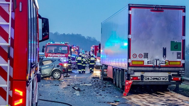 In diesem Unfallwrack ließ der junge Mann sein Leben.