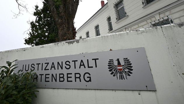 Der Täter saß wegen mehrfachen Raubes in der Justizanstalt Hirtenberg und kehrte nach einem ...