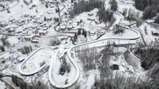 14 Medaillen-Entscheidungen werden im neuen Cortina-Eiskanal ausgetragen.