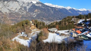 In Siedlungsnähe bzw. unweit der Burgruine Vellenberg bei Völs ist eine Deponie geplant – ebenso ...