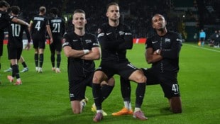 Emanuel Aiwu (r.) heuert in der zypriotischen Liga an