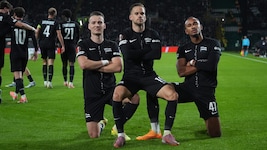 Emanuel Aiwu (r.) heuert in der zypriotischen Liga an