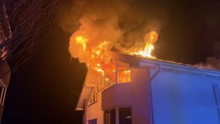 Die Ursache für den Brand ist derzeit noch unklar.