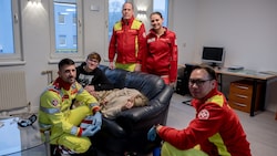 Für die „Krone“ geben Samariterbund und Rotes Kreuz wieder wichtige Erste-Hilfe-Tipps.