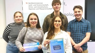 Die Gewinner bei der Verleihung im Klimaschutzministerium.