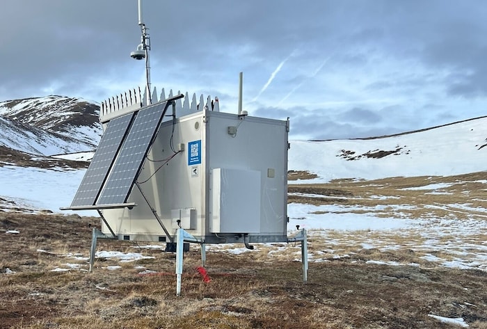 Auf der Hochalm wurde ein „SODAR-“ Windmessgerät in Betrieb genommen.