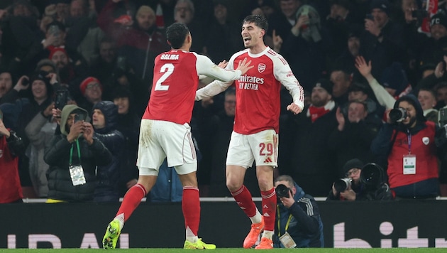 Arsenal freut sich über den Einzug ins Pokal-Finale!