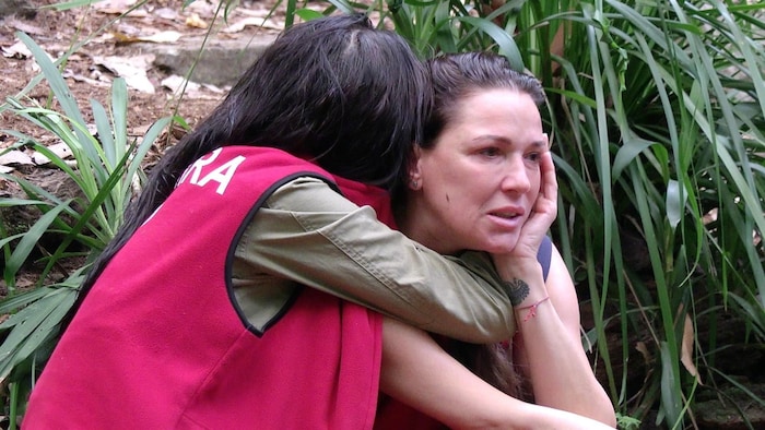 Simone schildert im Dschungel, wie es zum Unfalltod ihres Sohnes gekommen war.