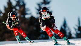 Elisabeth Aigner (r.) mit Schwester Veronika