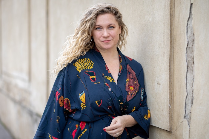 Die 41-jährige Vollblutmusikerin Lylit steht mitten im Leben – und zeigt sich auf „Her“ so offen ...